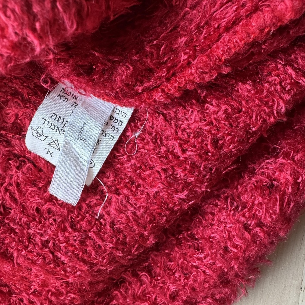 Laura della Valle Sweater Womens Large Red Boucle Pullover Fuzzy Soft Italy Cozy - Picture 8 of 8